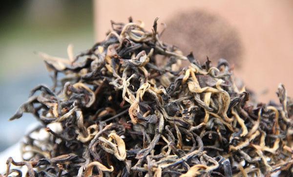 轻松区分普通滇红与古树红茶，这几招让你秒变鉴茶达人
